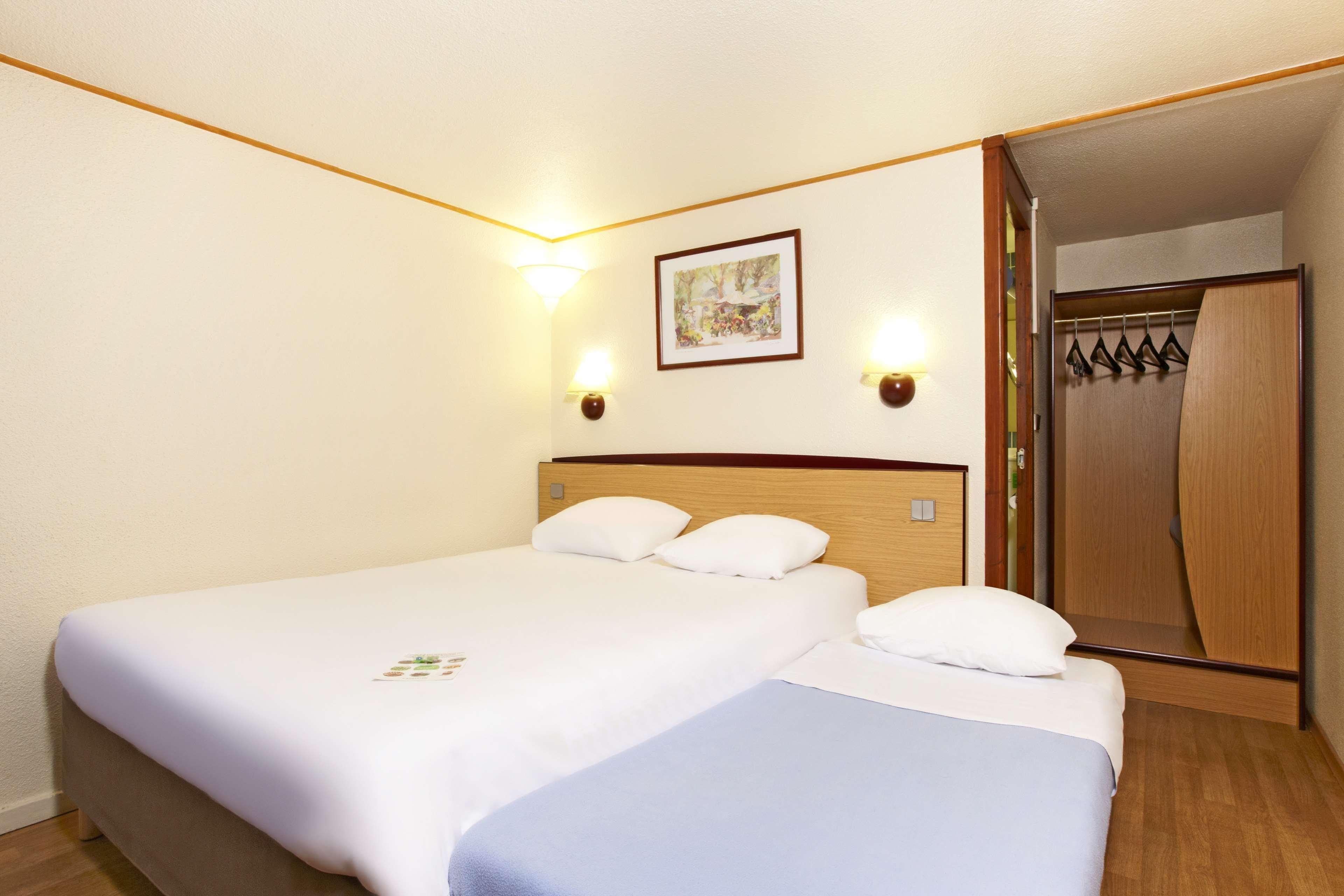 Campanile Besancon-Ouest Chateaufarine Room photo