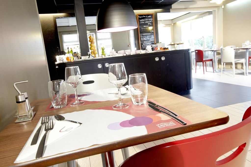 Campanile Besancon-Ouest Chateaufarine Restaurant photo